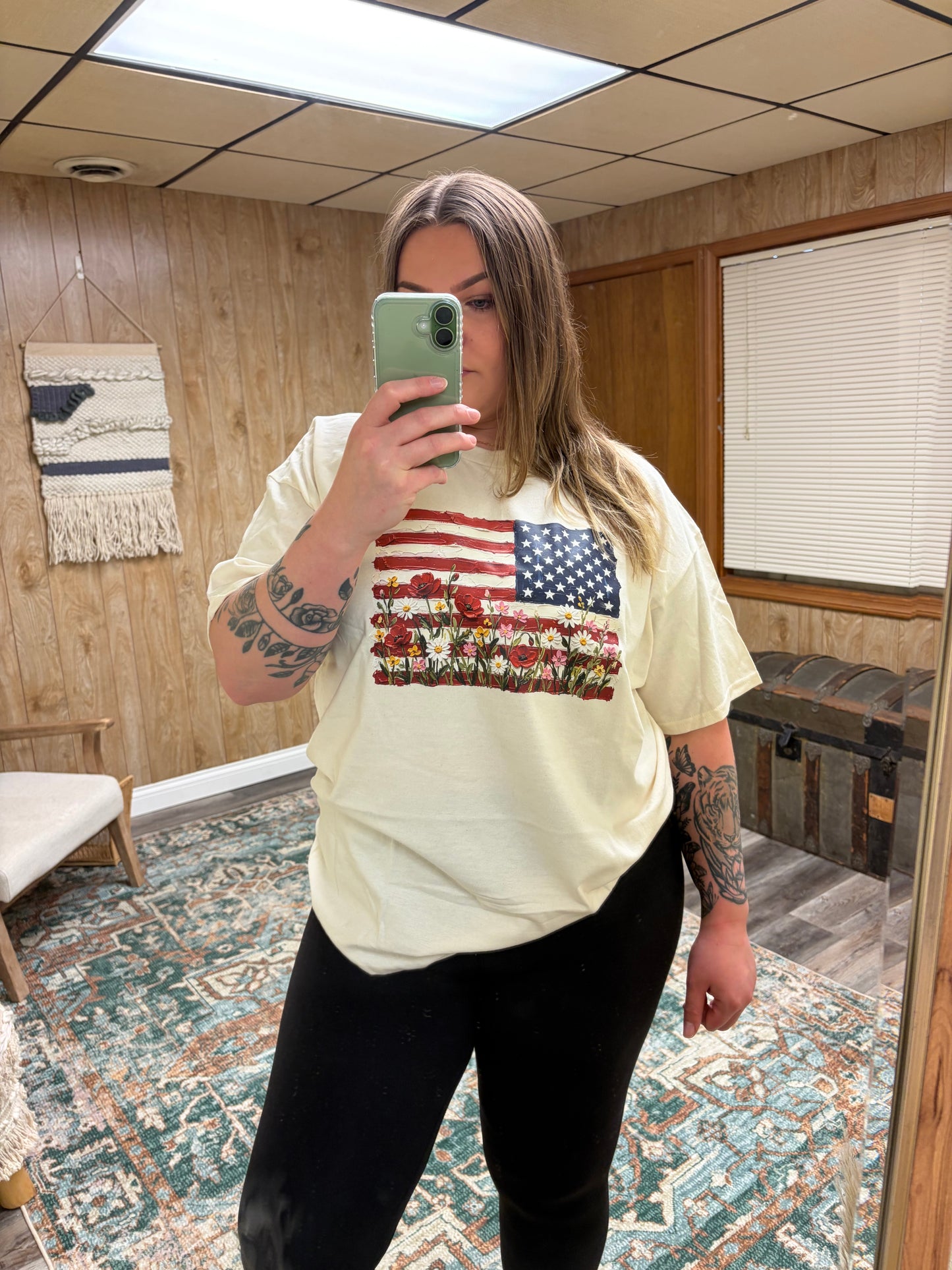 Painted Flag Gildan T-Shirt