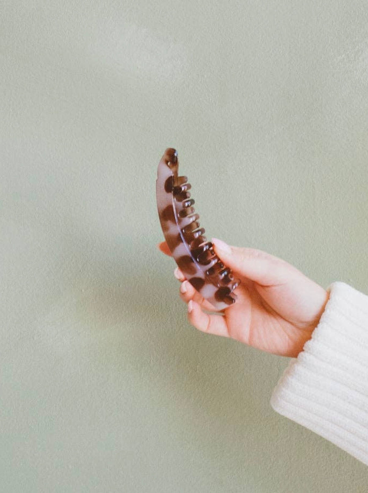 Large Banana Claw Clip