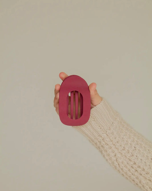 Circle Cut Out Flat Claw Clip