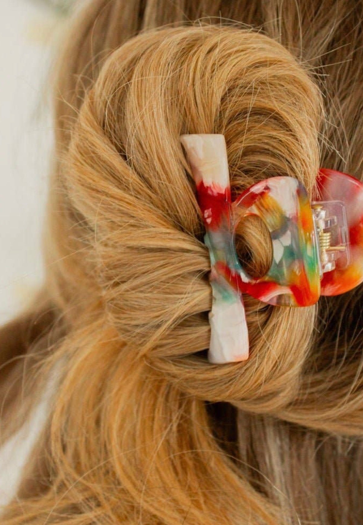 Gala Claw Clip