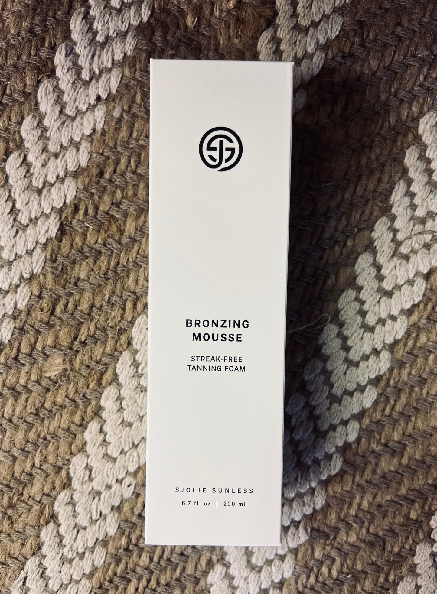 Sjolie Sunless Bronzing Mousse